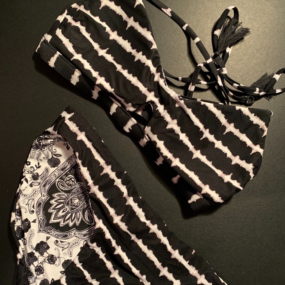 Reversible Black and White Bikini